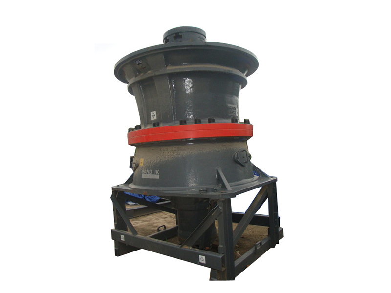 圓錐破碎機(jī)配件的更換方法: